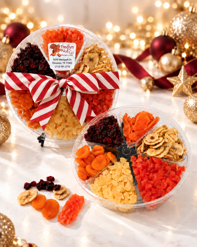 A Bunch Of Fruits Gift Tray
